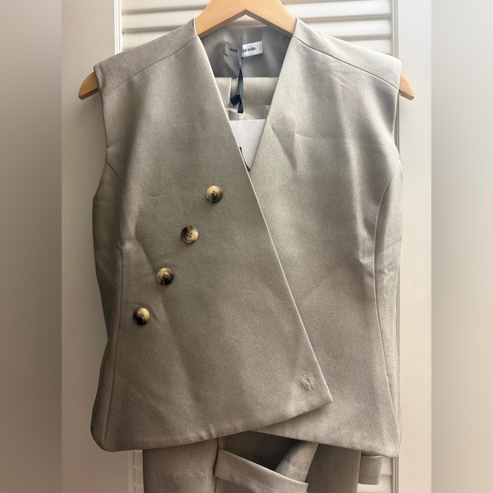 Tailored Wrap Waistcoat - Beige - Picture 5 of 6